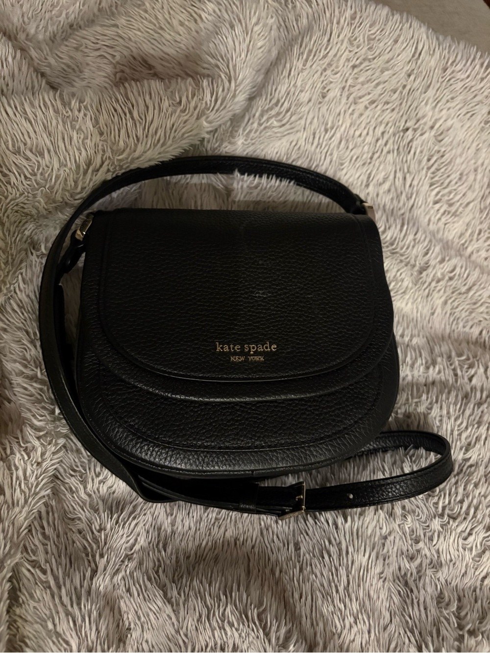 kate spade black pebbled leather crossbody saddle bag